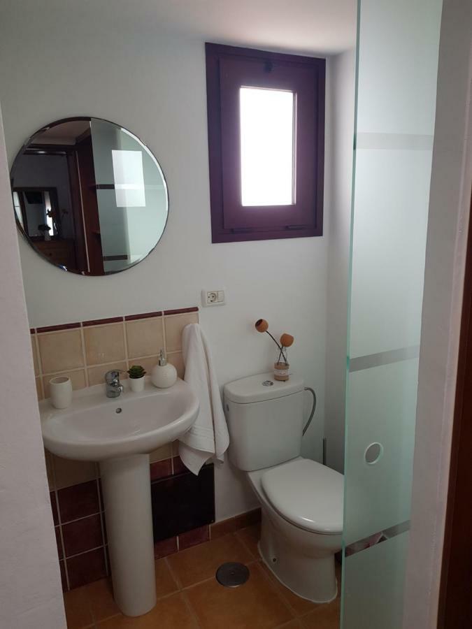 Apartamentos Nisdafe Frontera Kültér fotó